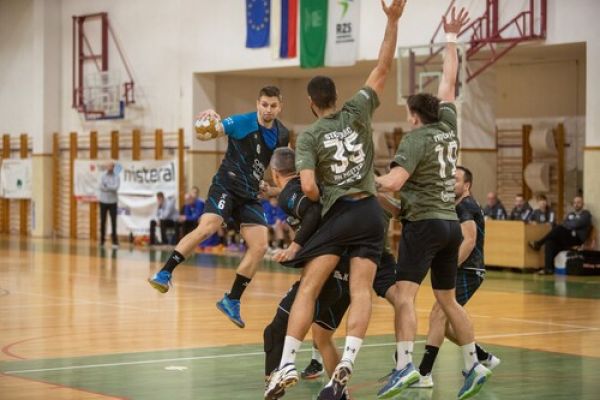 rkkk_foto-simon-krnc-11DE97BDC8-693A-508F-5C05-87815492FC8A.jpg