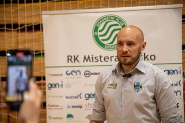 rkkk_foto-simon-krnc-951D3EE116-8B53-3CC3-43B7-250752B44F06.jpg