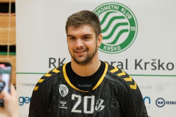 rk-kk-vs-rk-gv-769DA448A0-8EC2-64EB-D554-00931F9C8A4A.jpg